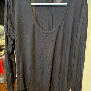 Women's Black Long Sleeve Top